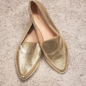 Kate Spade Gold Metallic 7.5 pre owned